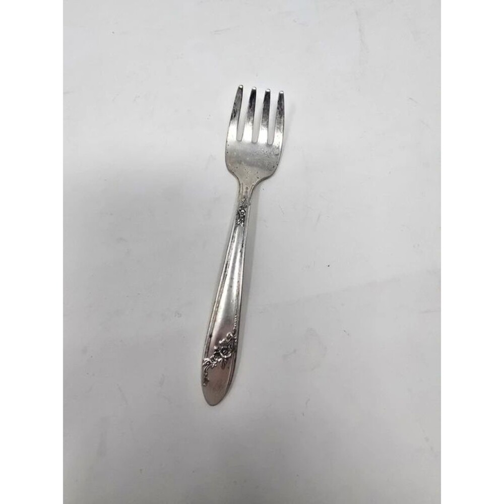 Vintage Tudor Plate Oneida Community Floral Silverplate Baby/Child Fork
